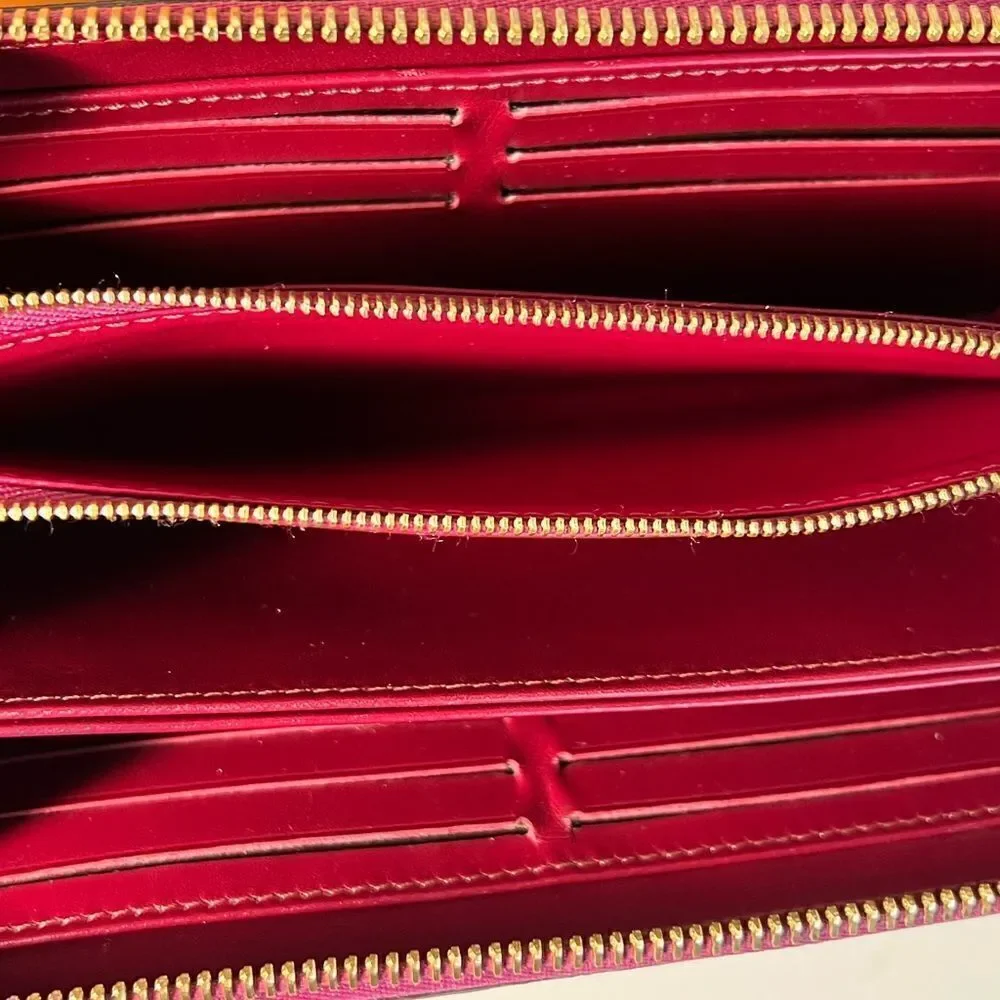 Authentic Louis Vuitton Ombré Zippy Wallet